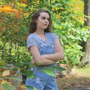 Meet your Posher, Lauren